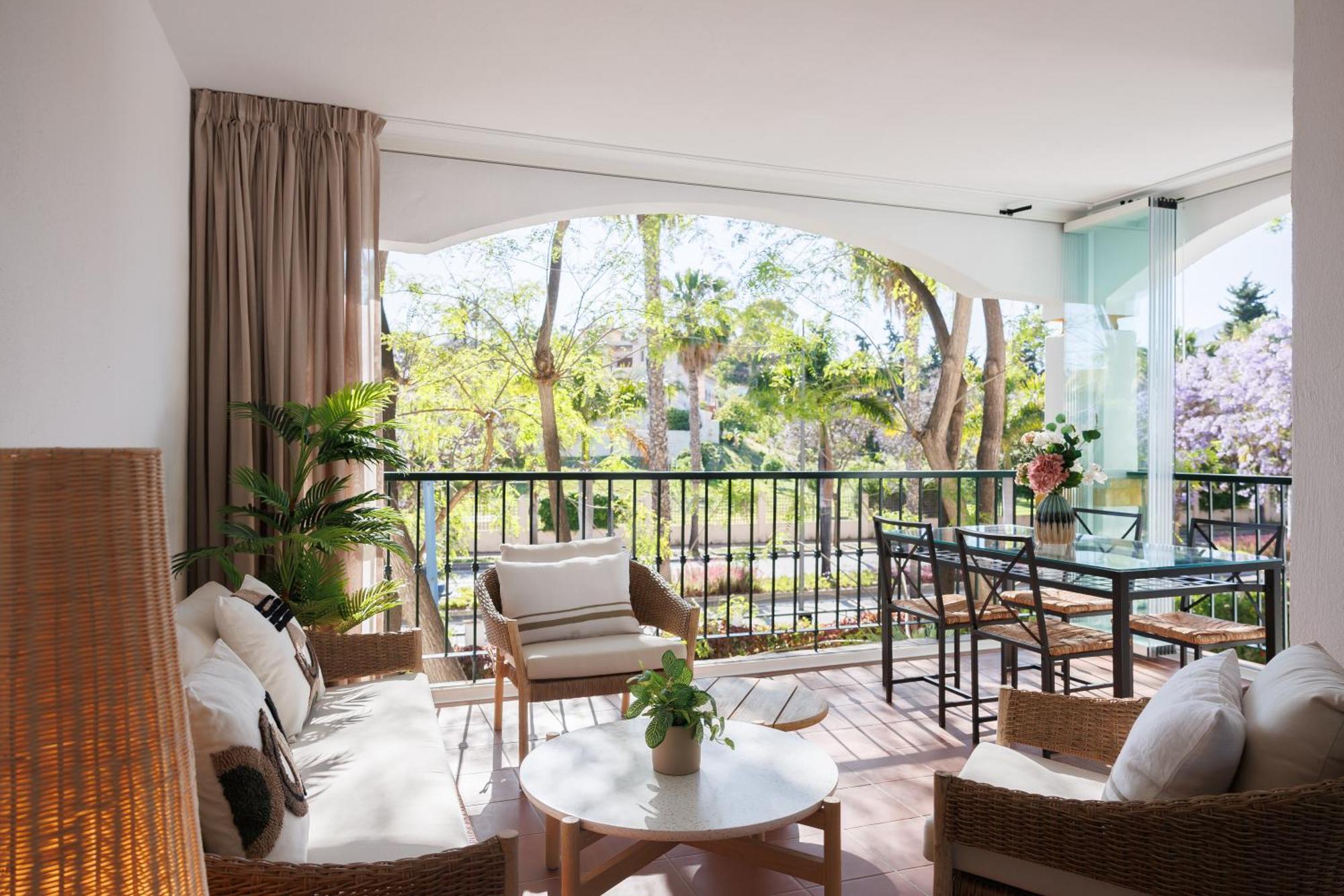 Apartamento Banus - Lovely-1bdm, Terrace, 3pools