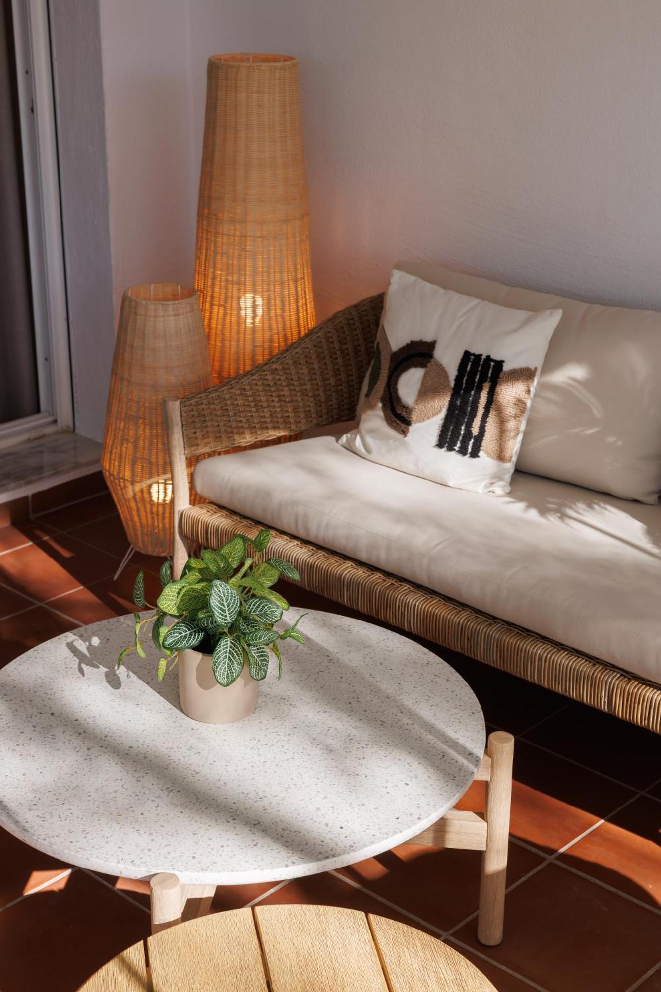 Banus - Lovely-1bdm, Terrace, 3pools