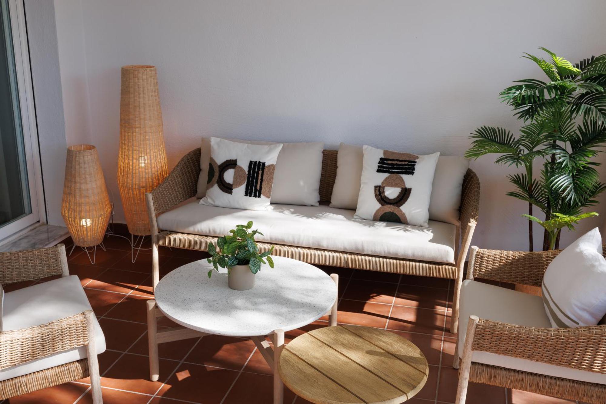 Banus - Lovely-1bdm, Terrace, 3pools Appartement *